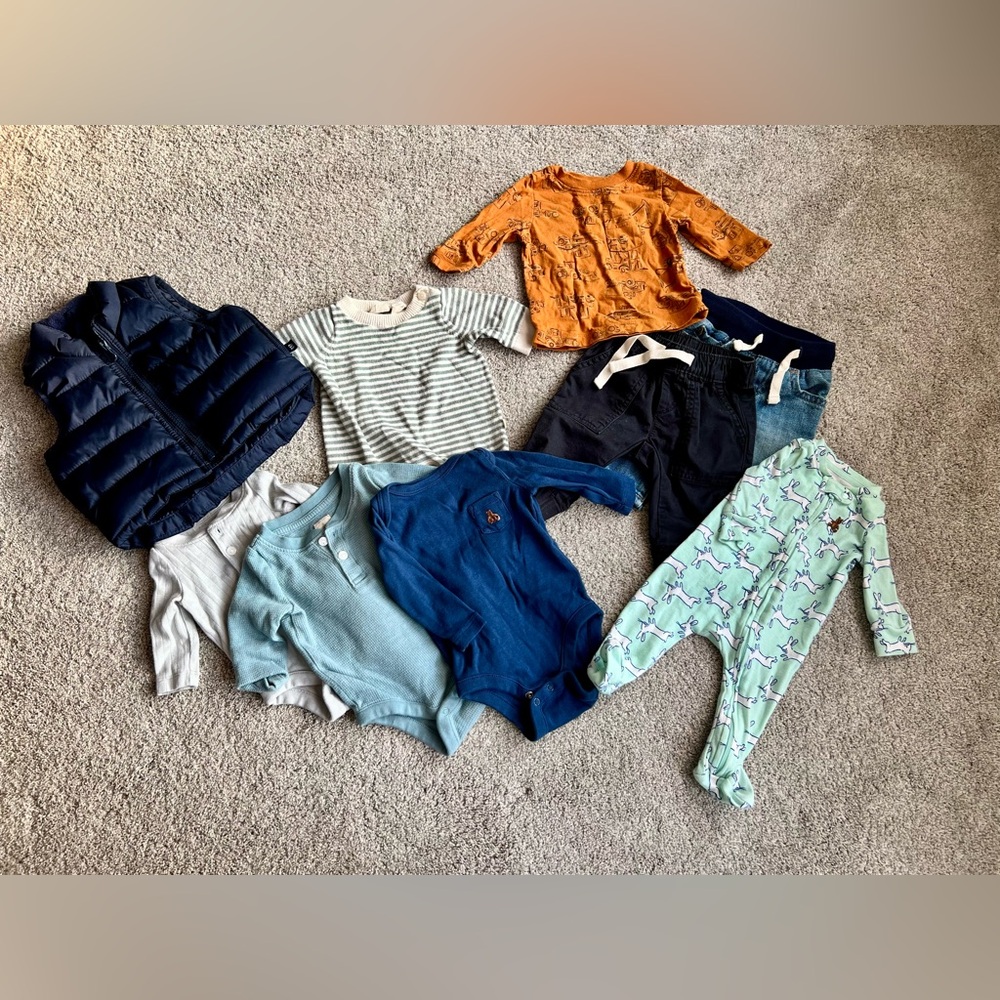Lot Of 9 Baby Gap Boys Newborn Infant 0-3 Months Clothes One-Piece Pants Vest